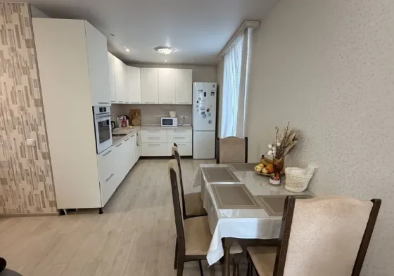 Сдам 2х комнатную квартиру в Буденовском районе Донецк