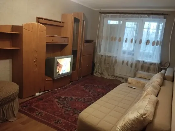 Продам 2-х комнатную квартиру на Черемушках, кв-л Химик Макеевка