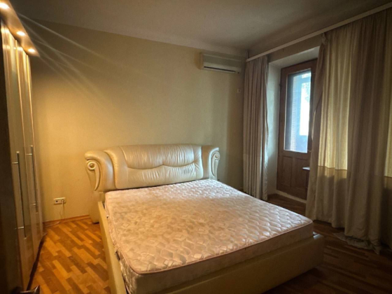 Сдам в аренду 4х комнатную квартиру в центре Донецка! Донецк
