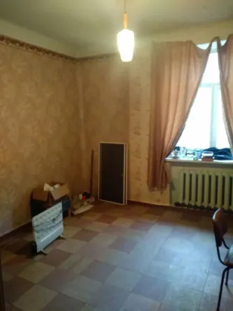 Продается 2-х комнатная квартира под офисное помещение, ул. Кирова Алчевск