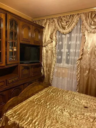 в куйбышевском районе ул богдана хмельницкого срочно сдам 3 ку Донецк