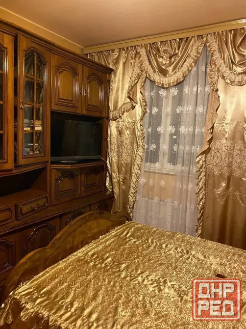 в куйбышевском районе ул богдана хмельницкого срочно сдам 3 ку Донецк - изображение 1