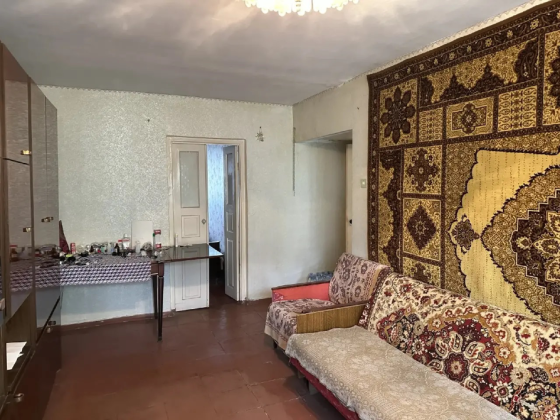 Продам 3-к. кв.,, Ворошиловский р-н, Крытый рынок, б .Школьный Донецк