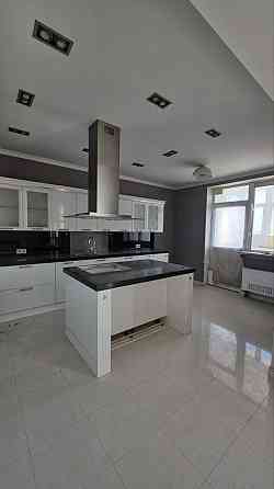 4-комн. квартира, 162,7 м², 4/10 этаж Мариуполь