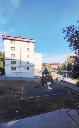 Продается 2-х комнатная квартира в самом центре города! Мариуполь