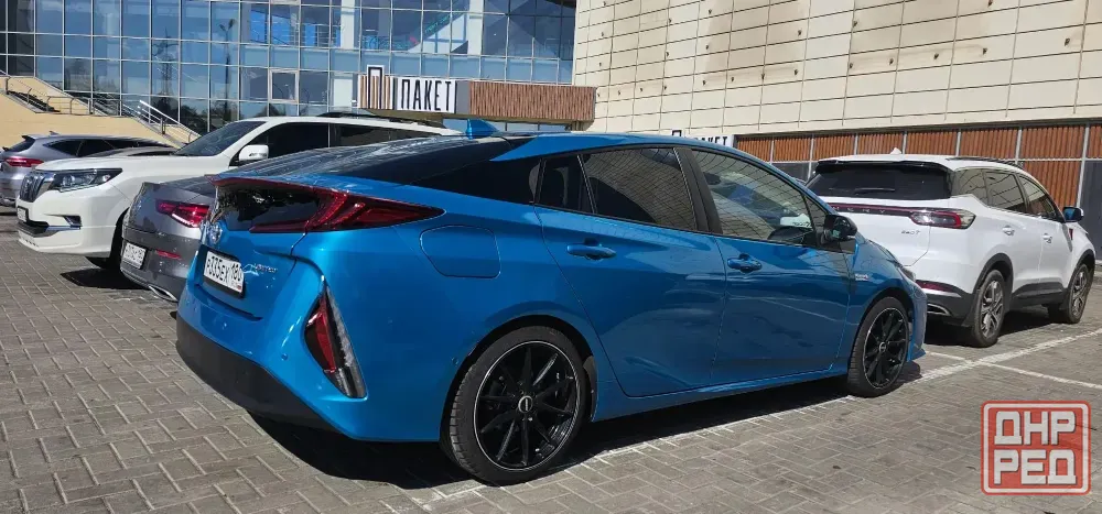 Продаётся Toyota Prius Prime Limited. Донецк - изображение 4