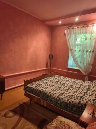 Продам ½ часть дома в Кировском районе недалеко от ресторана Гуляй хата. Донецк