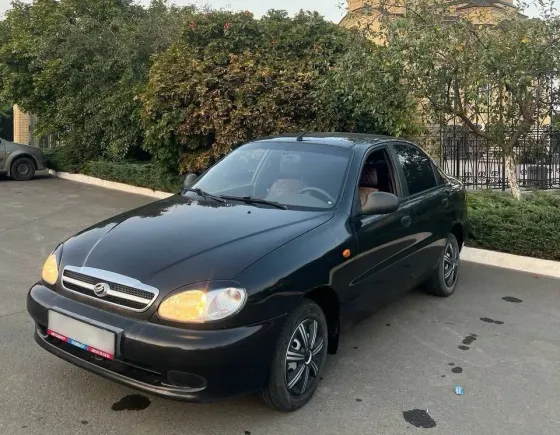 Продам заз шанс 2010 года Донецк