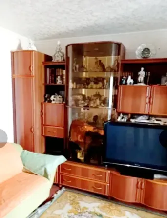 Продам 3-х комн. 4/9, Обжора, Ленинск.проспект Донецк