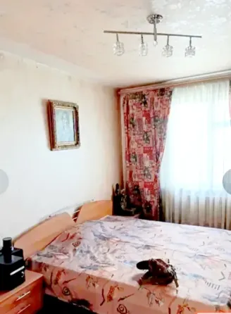 Продам 3-х комн. 4/9, Обжора, Ленинск.проспект Донецк