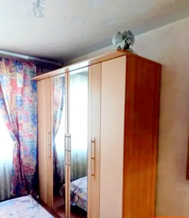 Продам 3-х комн. 4/9, Обжора, Ленинск.проспект Донецк