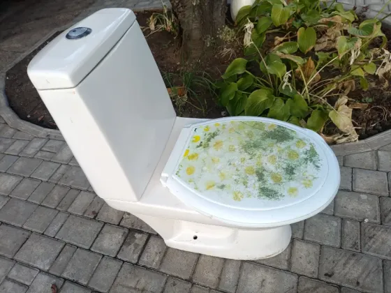 Отдам унитаз Донецк