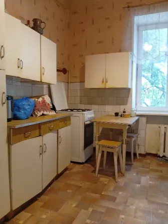 Продаю 2 ком Киевский р-н ш-та Засядько Донецк