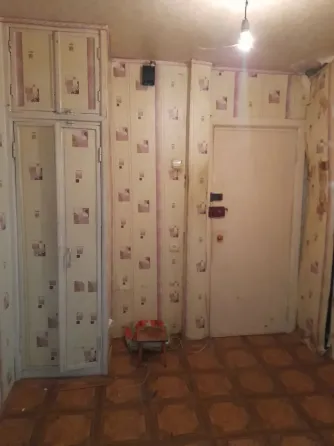 Продам срочно недорого 3кв. Трест Донецк
