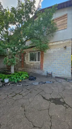 Дом район площади Бакинских Комиссаров Донецк