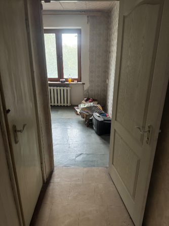 Продам трёхкомнатную квартиру в районе Ждановский развилки. Донецк
