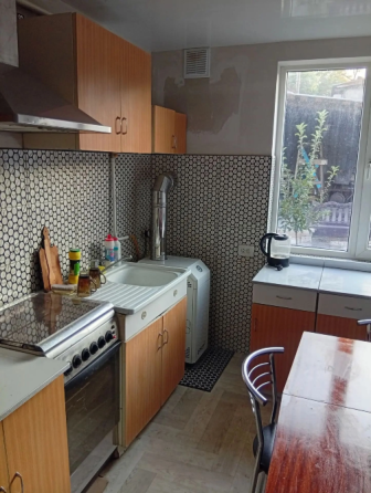 Продаётся отличный, большой и тёплый дом! Кировский район, ул.Пеевой. Донецк