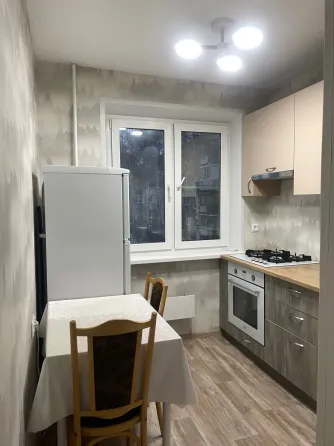 Сдам светлую и уютную двухкомнатную квартиру в Калининском районе Донецк