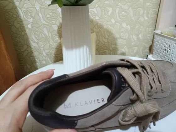 Кроссовки Кlavier Новые 39 размер. Стелька 25,5 см. Донецк