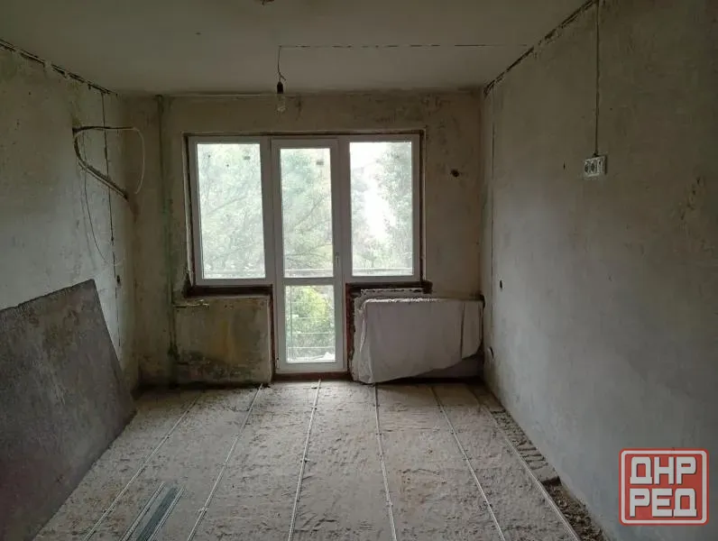 Продаю 2-х комнатную квартиру в Ворошиловском районе, бул. Школьный Донецк - изображение 2