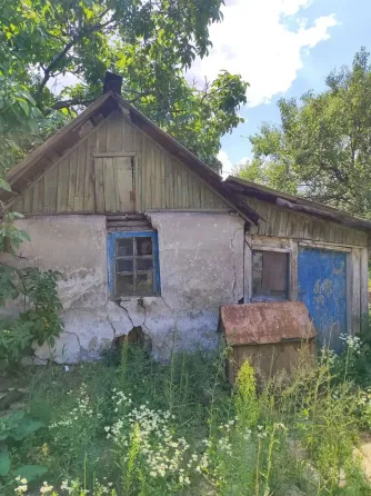 Продаётся участок с ветхим домостроением в Кировском районе. Донецк