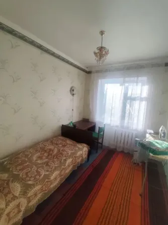 Продается 4-комн. квартира г. Шахтерск, 7 мкрн. Шахтерск