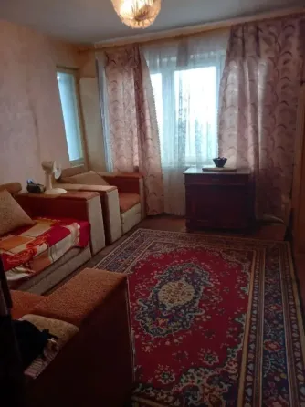 Продается 2-комн. квартира г. Торез, м-н 3 Торез