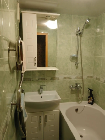 Продам 2х комн квартиру Петровский район ул Степана Щипачева Донецк