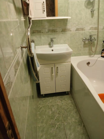 Продам 2х комн квартиру Петровский район ул Степана Щипачева Донецк
