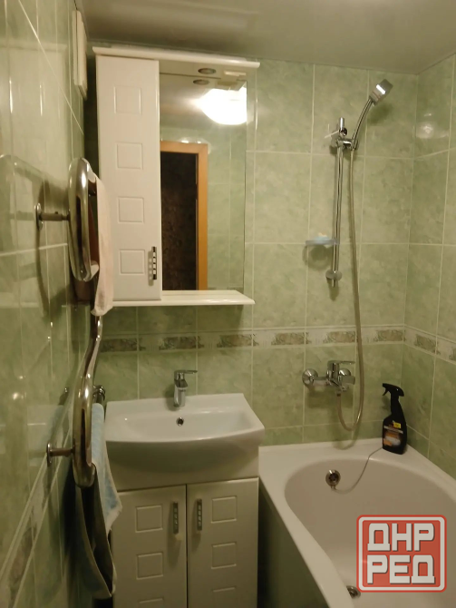 Продам 2х комн квартиру Петровский район ул Степана Щипачева Донецк - изображение 1