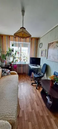 Продаётся 2 к квартира в Левобережном районе, мкр Восточный, пр. Маршала Жукова 60. Мариуполь