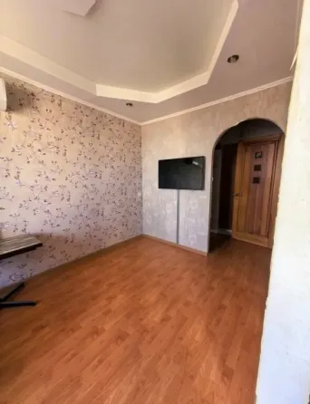 Продается 3-комнатная квартира в Левобережном районе Мариуполь