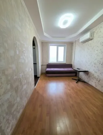 Продается 3-комнатная квартира в Левобережном районе Мариуполь
