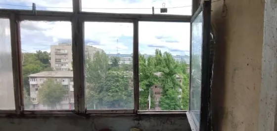 Продам 2-комн. квартиру Шахтерская площадь, ул.Университетская. Донецк