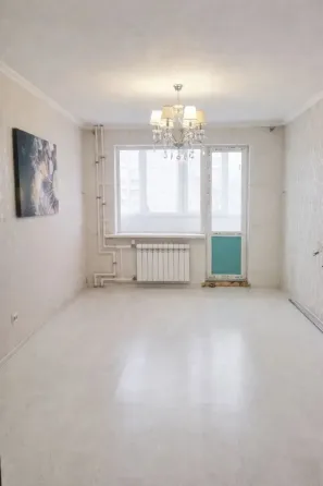 Продам 3-к квартиру ул.Олимпийская 165 Мариуполь