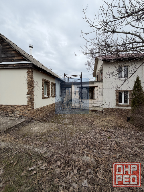Продам дом и 30 соток приватизированой земли Макеевка - изображение 1