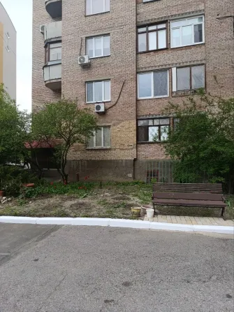 Цена снижена.Продажа 3 комнатной квартиры Крытый рынок Донецк