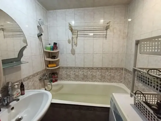 Продам 2-х комнатную квартиру в г. Харцызске, Черемушки, ул. Чумака Харцызск