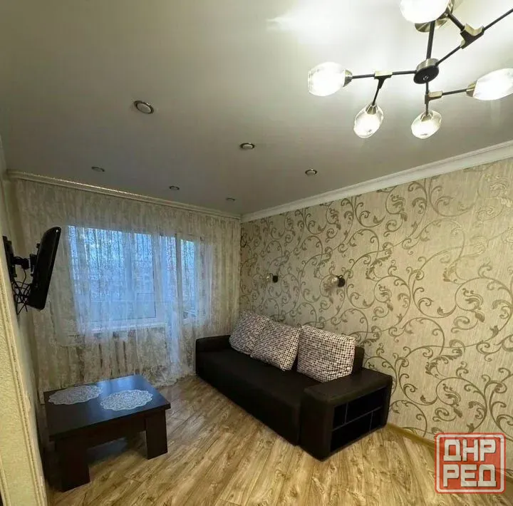 Сдам квартиру в однокомнатную в ленинском Донецк - изображение 1