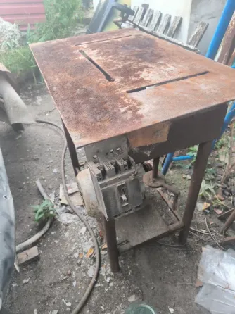 Продам стол для циркулярной пилы Донецк