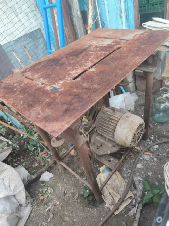Продам стол для циркулярной пилы Донецк