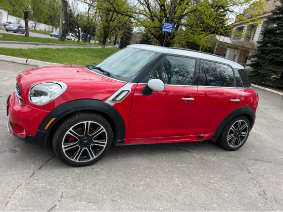 ПРОДАЁТСЯ Mini Countryman John Cooper Works Донецк