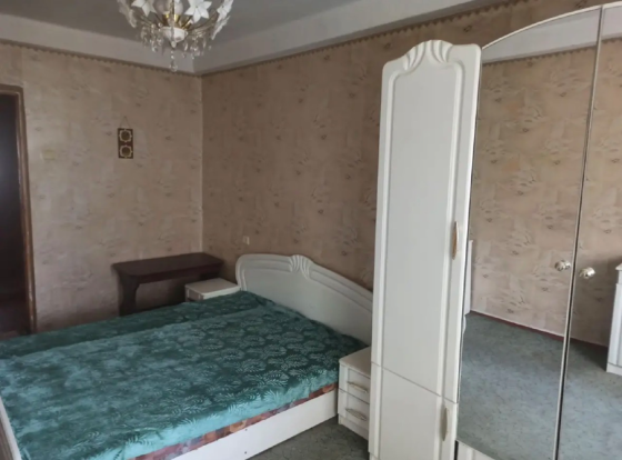 2к пл. Шахтерская, 60м2, 4/5 Донецк