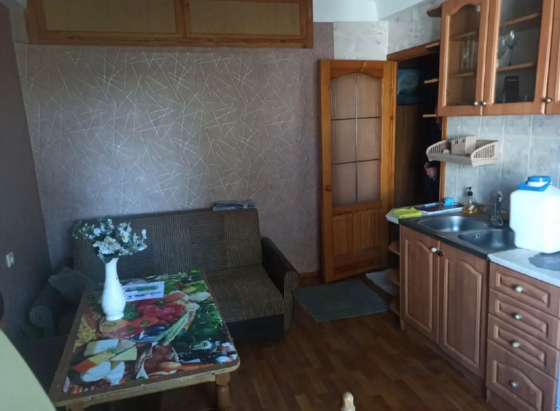 2к пл. Шахтерская, 60м2, 4/5 Донецк