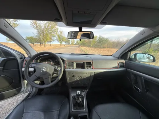 Opel Vectra C, 2002, 2.2, механика Зугрэс