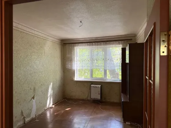 Продается 2 - х комнатная квартира, ул. Шахтёров Донбасса, дом 23, ориентир док (пл. Бакинских Комис Донецк