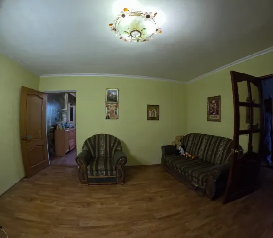 Продам 5к.кв. Дом.быта Донецк