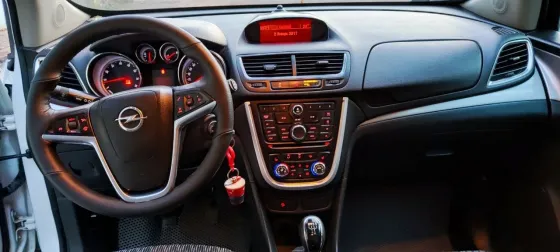 Opel mokka 1.8 mt, 2013, передний привод, механика, пробег 244800 Горловка