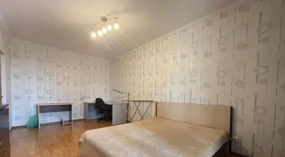 Сдам отличную однушку в Кировском районе Текстильщика. Донецк