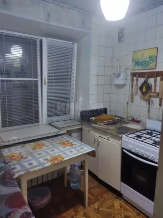 Продам 2-х комнатную квартиру в городе Луганск квартал Волкова Луганск